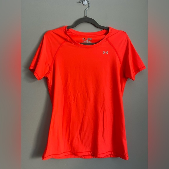 Under Armour Fitted HeatGear T-Shirt Women’s Neon Short Sleeve Active Top - Picture 1 of 6